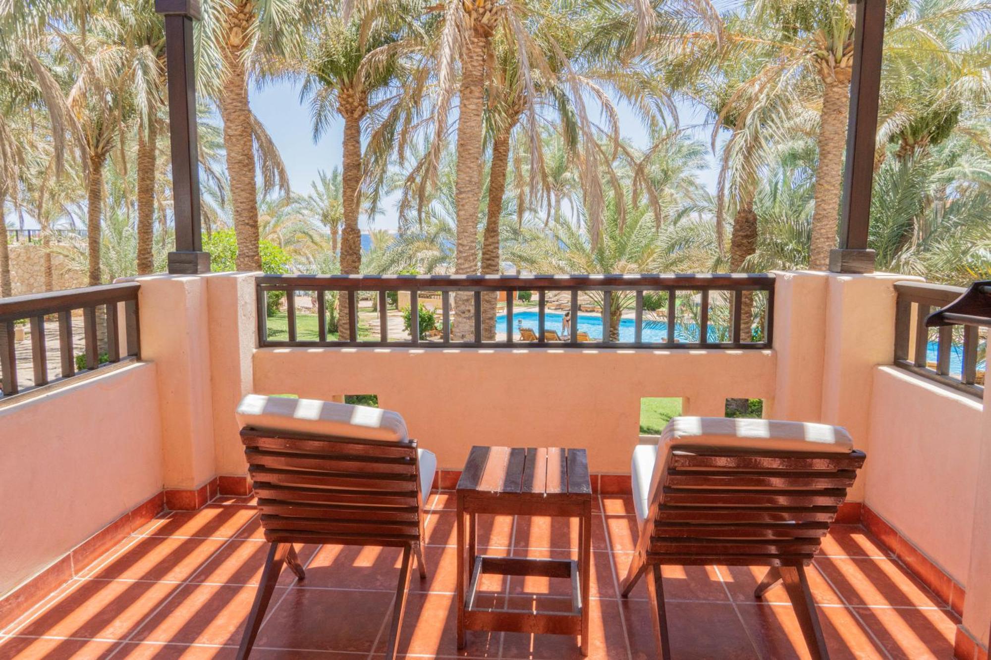 Tamra Resort 5*